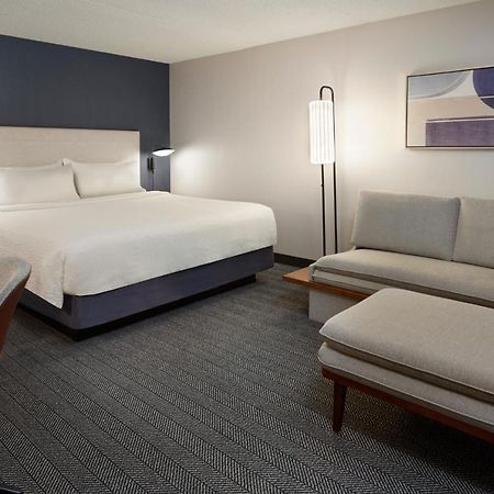 Courtyard By Marriott Toronto Mississauga/Meadowvale Hotel Ngoại thất bức ảnh