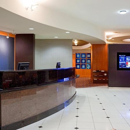 Courtyard By Marriott Toronto Mississauga/Meadowvale Hotel Ngoại thất bức ảnh