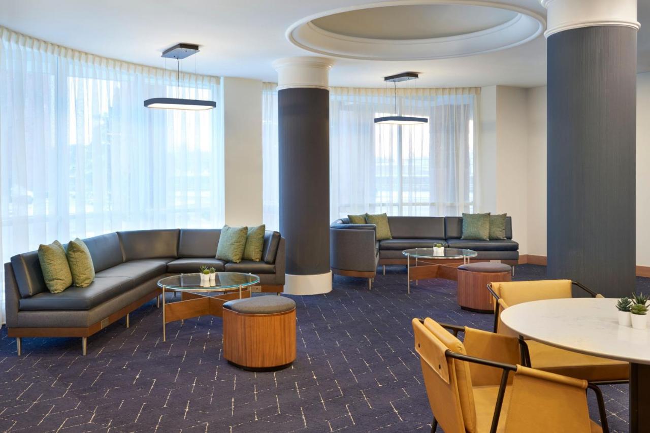 Courtyard By Marriott Toronto Mississauga/Meadowvale Hotel Ngoại thất bức ảnh