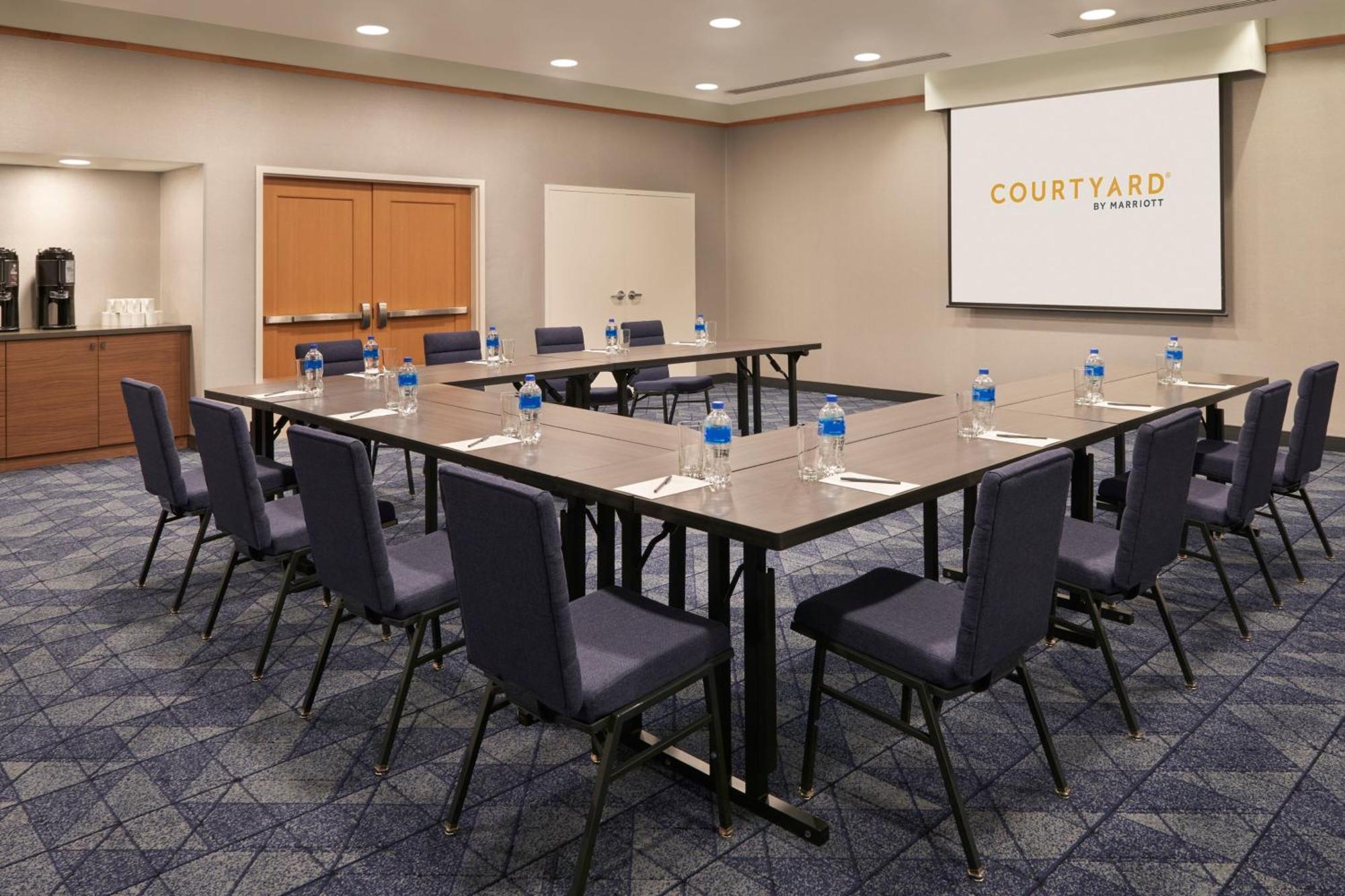 Courtyard By Marriott Toronto Mississauga/Meadowvale Hotel Ngoại thất bức ảnh