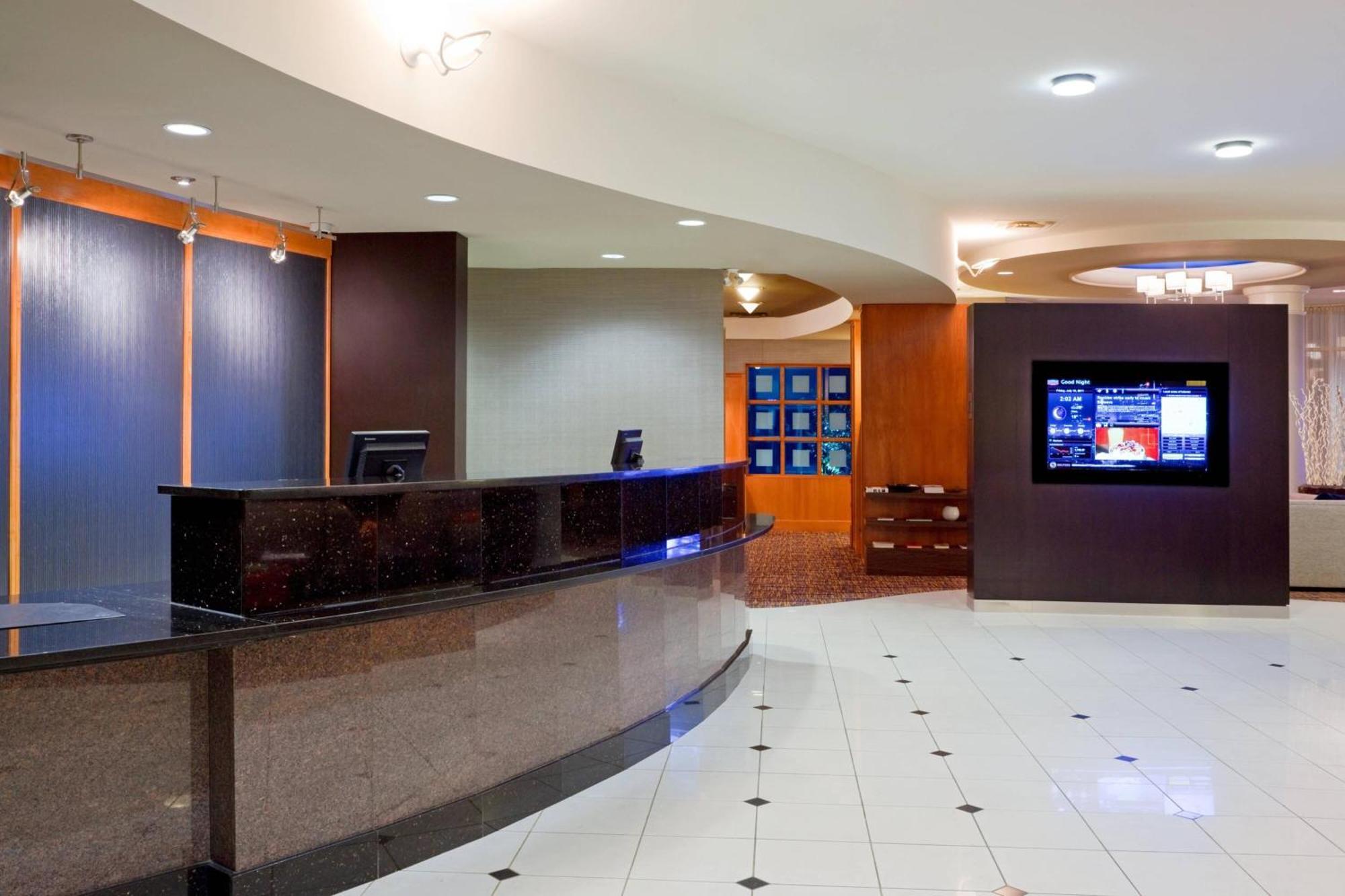 Courtyard By Marriott Toronto Mississauga/Meadowvale Hotel Ngoại thất bức ảnh