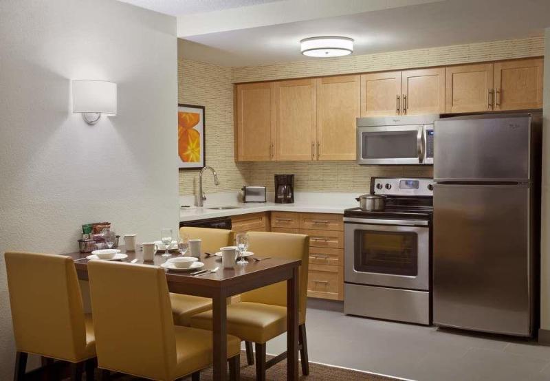 Courtyard By Marriott Toronto Mississauga/Meadowvale Hotel Ngoại thất bức ảnh